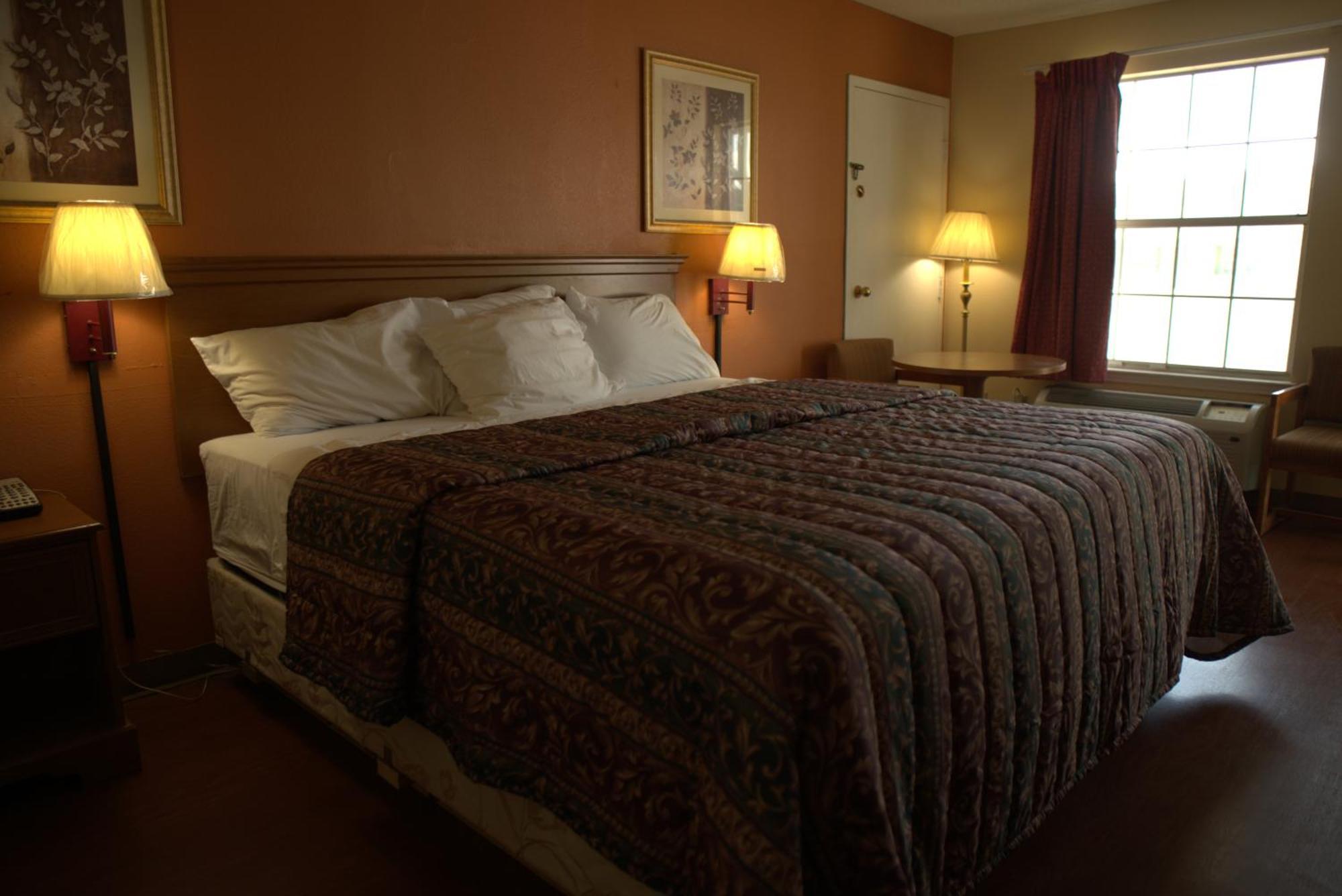 Key West Inn - Chatsworth エクステリア 写真